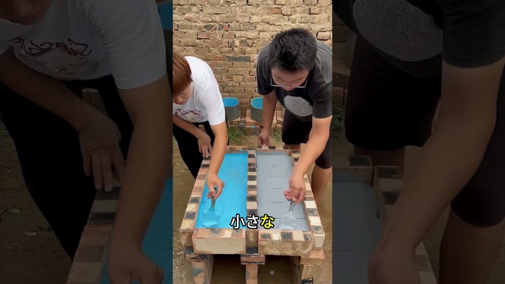 🐟 穴から水が全部漏れてる！？魚が生きられないピンチを魔法の接着剤で解決したパパの手作り魚鉢 #ショート