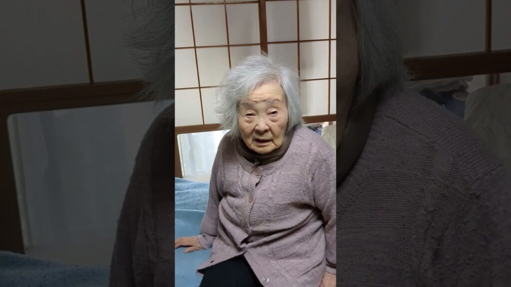 2025年10月27日朝の菊枝さん。 #おばあちゃん #癒し #健康 #元気 #認知症