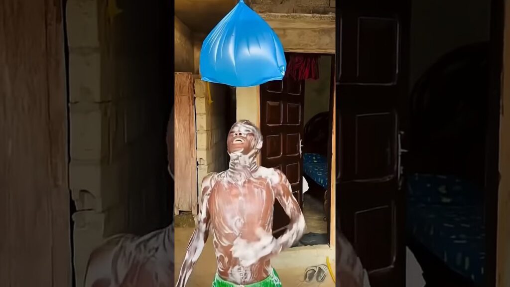 hehe 💦😂#赤ちゃんのいる生活 #赤ちゃん #癒し #生後3ヶ月 #shortvideo #short #fyp シ#funny