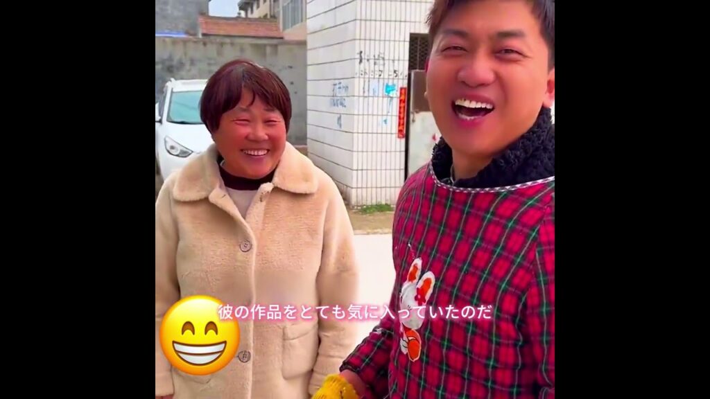 男が街で絵を描いていたところ、逮捕されるところだった
